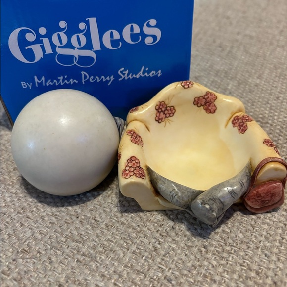 Harmony Kingdom Gigglees Chatterbox Hippo - Picture 3 of 4